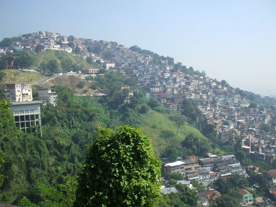 Blick auf das Rocinha-Favela