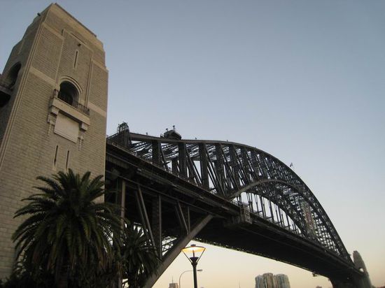 Sydney Harbour Bridge um 5.00 Uhr morgens
