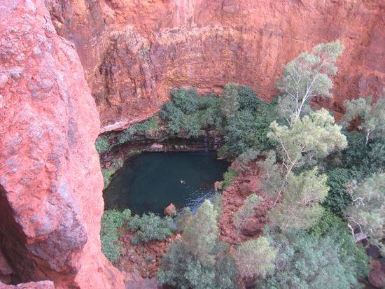 Circular Pool - Traumhaft zum Relaxen