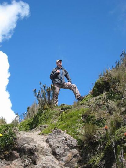 Auf dem Weg zum Gipfel des Pichincha, der Hausberg von Quito... noch bei super Wetter.