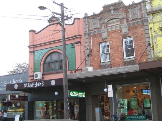 Immer noch die Kings Street in Newton mit sehr vielen Bio-Laeden und netten Cafes und insgesamt recht alternativ gepraegt.