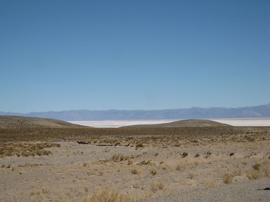 Bald sind wir an den Salzseen.