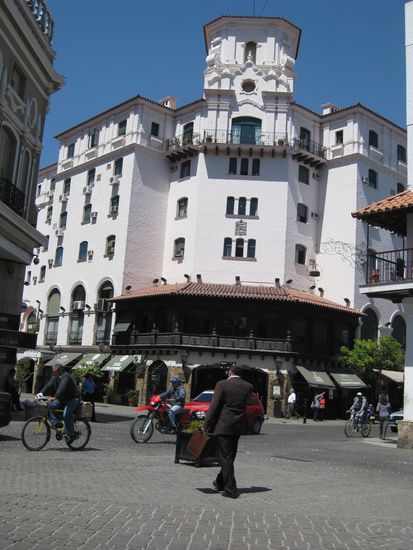 Im Zentrum von Salta (Ecke Buenos Aires Street und Plaza)