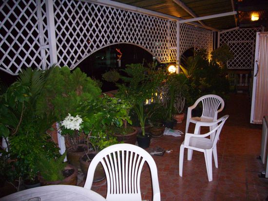 Die Terrasse unseres Hotels