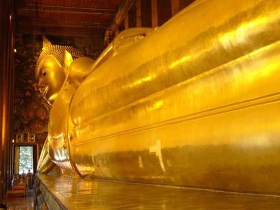 Der liegende Buddha.