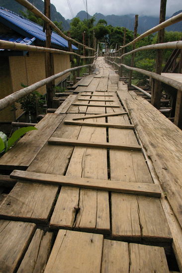 Die Holzbruecke zum Glueck!
(Nam Xong Island)