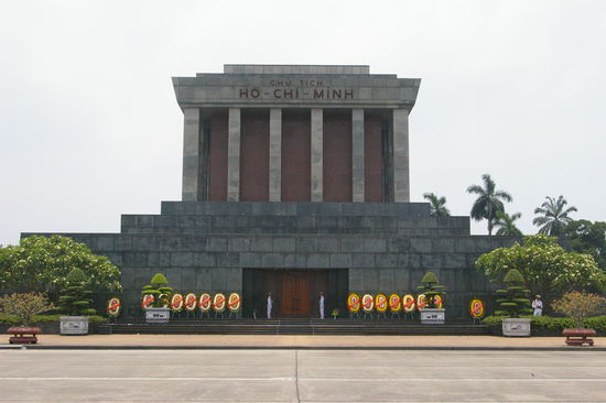 Das Ho Chi Minh Mausoleum.