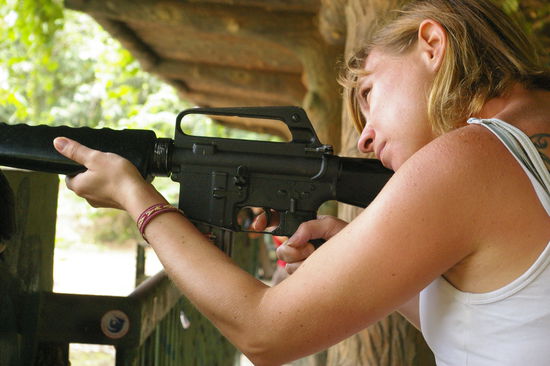 Meli mit einer MK 16.