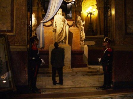 Mausoleo de San Martin