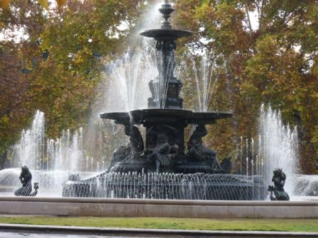Heute läuft sogar der Brunnen