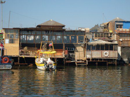 Das Fischrestaurant vom Wasser her