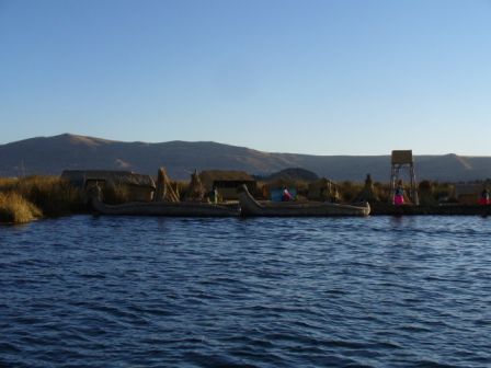 Ankunft auf der schwimmenden Insel