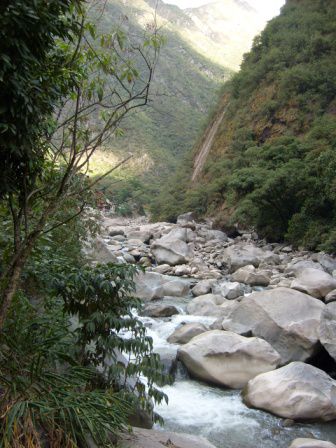 Der Bach scheint manchmal mehr Wasser zu bringen