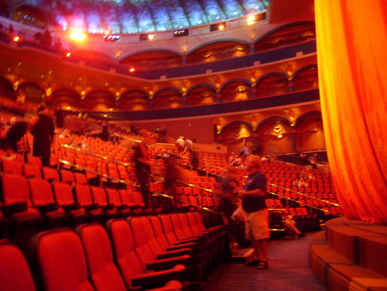 bevor der Vorhang aufgeht...