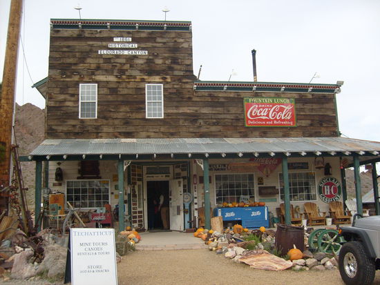 das skurile Wohnhaus und Museum von der Gold- und Silbermine Eldorado