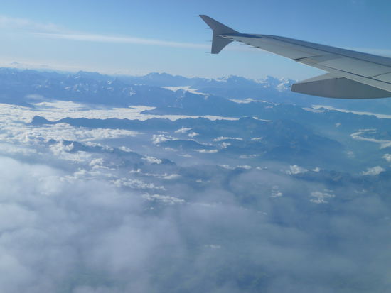 Ein letzter Blick auf die schneebedeckten Alpen
