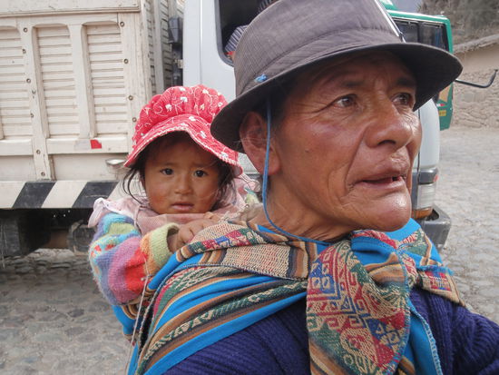 Benedictine mit ihrer kleinen Enkelin