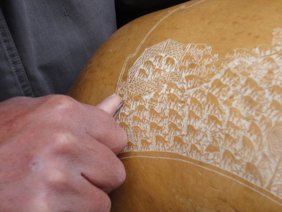 Hier entsteht eine ganze Alpaca-Herde. Oder sind es doch Lamas?