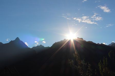 Die Sonne geht auf.