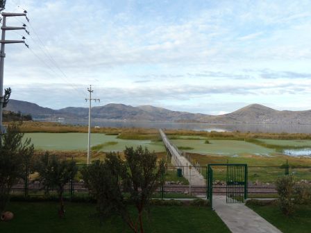 Unser Blick aus dem Hotel auf den Titicacasee und Puno
