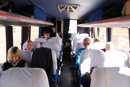 in unserem Bus erklimmen wir jede Höhe sehr bequem