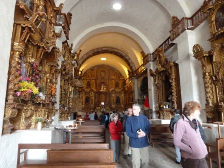 In der Kirche von Maca