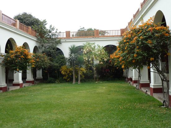 Hazienda mit grossem Innenhof. Der typische Baustil der Kolonialzeit.