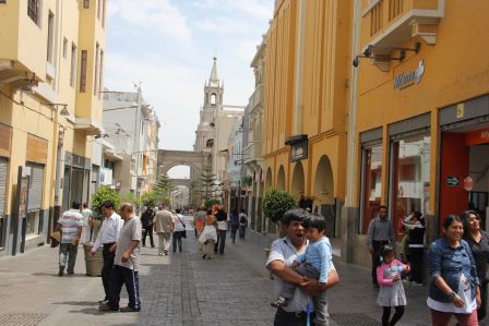 Durch die Einkaufsstrasse zurück zur Kathedrale
Foto: Beat