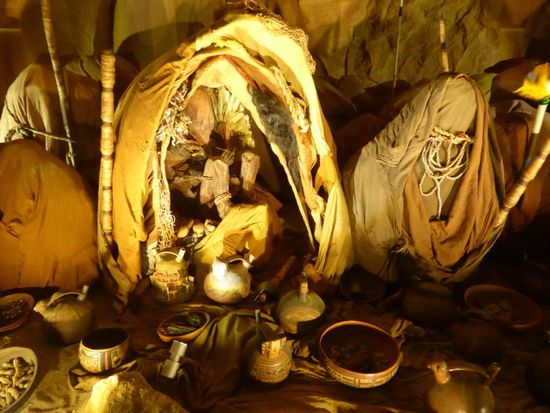 Mumien der Paracas-Kultur