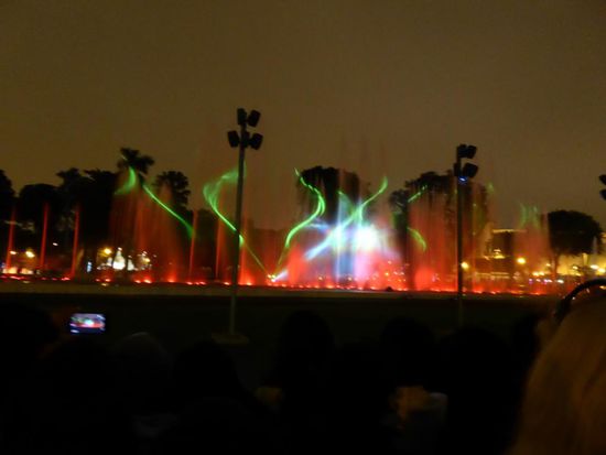 Wasser und Licht - und dazu Musik