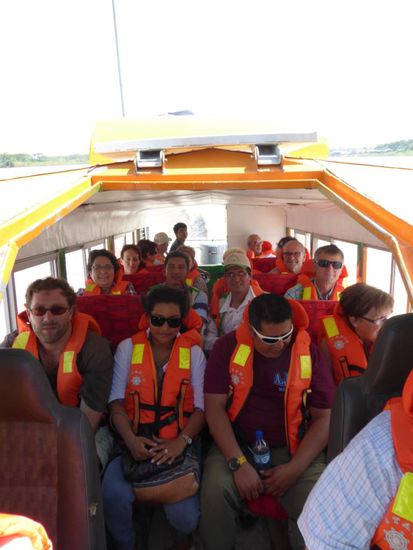 Wie Sardinen - ohne Oel - aber voller Spannung