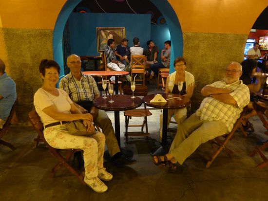 Schlummerbecher am Bulevard von Iquitos