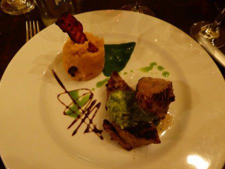 Alpaka vom Grill und Kartoffelpuree aus Süsskartoffeln