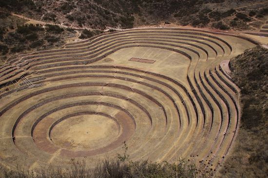 Ein faszinierender Anblick. Der kleinste Kreis wird manchmal auch für Meditationskurse verwendet.
