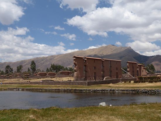 Vom einstigen Tempel in Raqui steht nur noch die Mitte.