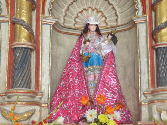 Die Mutter Maria steht auch für die Mutter Erde - Pacha Mama