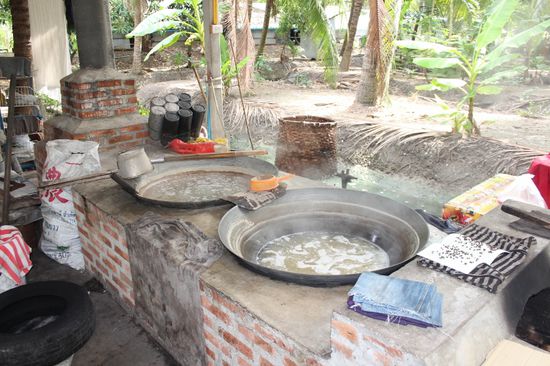 Palmblütensaft wird eingedickt