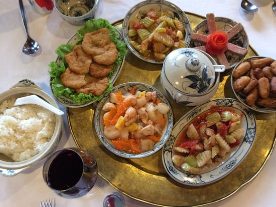 das ist für drei Personen...