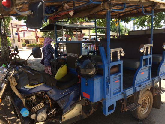 Auf dem Parkplatz entdeckt: Ein Stretch-TucTuc.