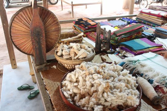 Baumwolle und ein Handspinnrad