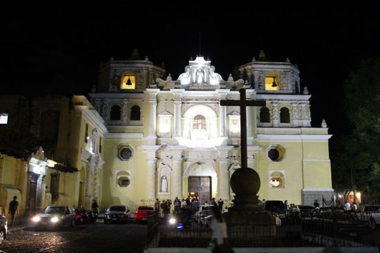 mein letzter Besuch bei der Merced, meiner Zuckertorten-Kirche.