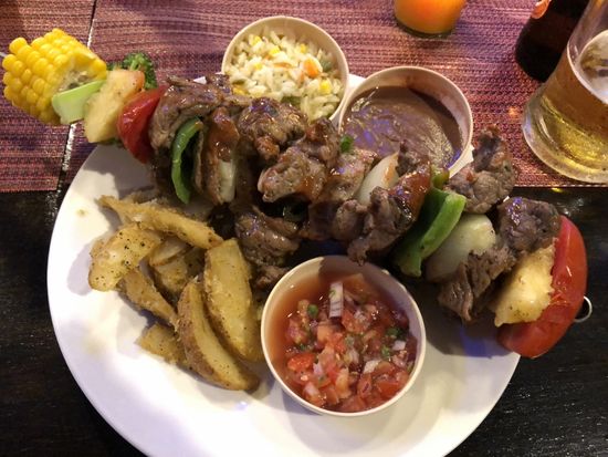 Spezialität des Hauses: die kleinen Fleischspiesschen