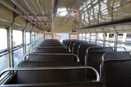 So sieht ein leerer Bus aus - nach der Ankunft in Antigua, bevor die neuen Passagiere zugestiegen sind.
