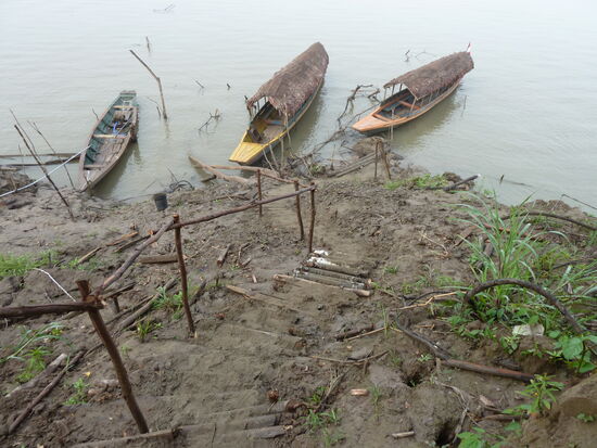 'Meine Flotte' und das ewig schwierige Thema der Treppe, die bei jedem Regenschauer wieder weggespült wurde.