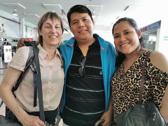 Pablo ist mit Geraldine gekommen.