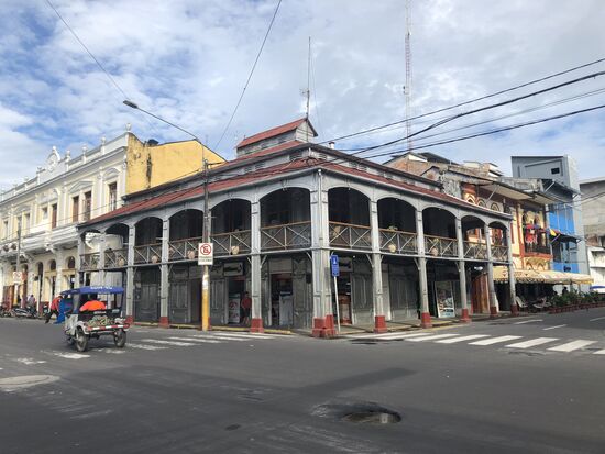 Das Eisenhaus, erbaut nach Plänen von Gustave Eiffel