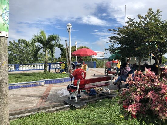 Am Bulevard ist noch gar nichts los. Am Abend wird es dann wieder von Leuten wimmeln.