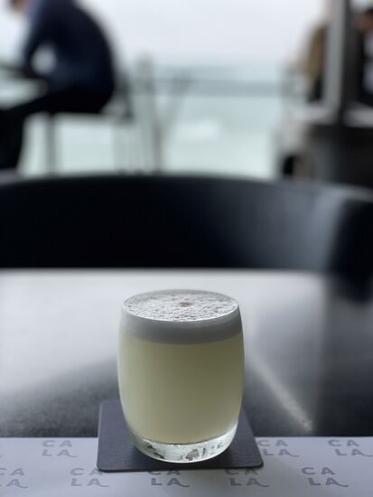 Zuerst ein Pisco sour, das muss einfach sein.