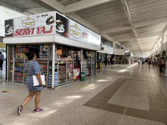 Ankunft im Terminal von Santa Marta