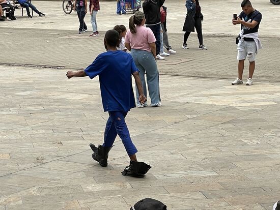 Mit solchen Schuhen durchs Leben latschen...